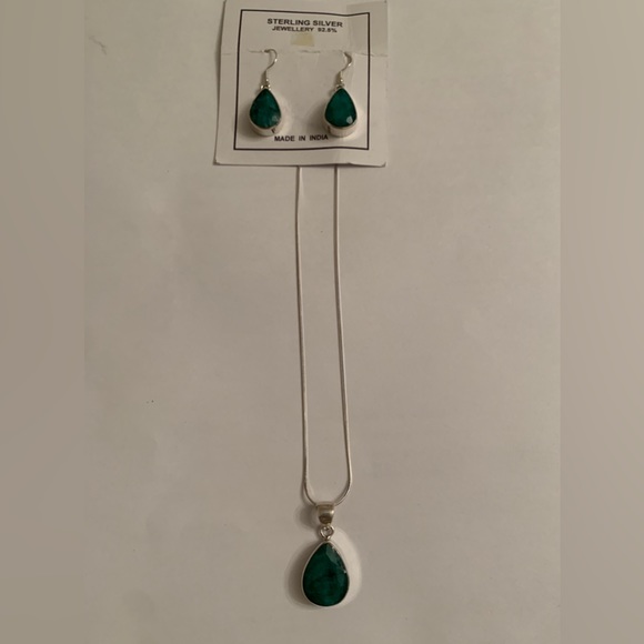 Sterling Silver Emerald Set and 16" Chain - NEW - Picture 2 of 6